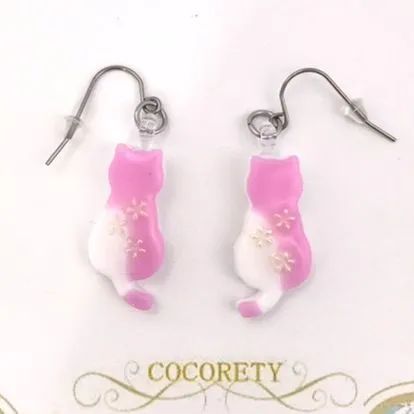 障害者ブランド・ココリティ】山桜うさぎ作 フックピアス 「春ネコの