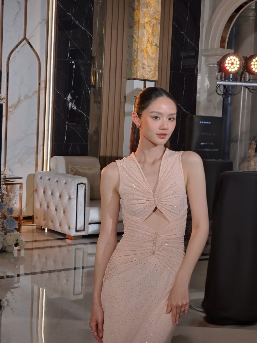 hometown_TH's tweet photo. เฮียเกล้าหลังแต่งงานไปเป็น Top Model ได้เลยค่ะ POSE! 💕😗

HOMETOWN ROMANCE FINAL EP

#คุณแฟนบ้านนอกFinalEP
@Lookmheewang https://t.co/8LAibZozNR