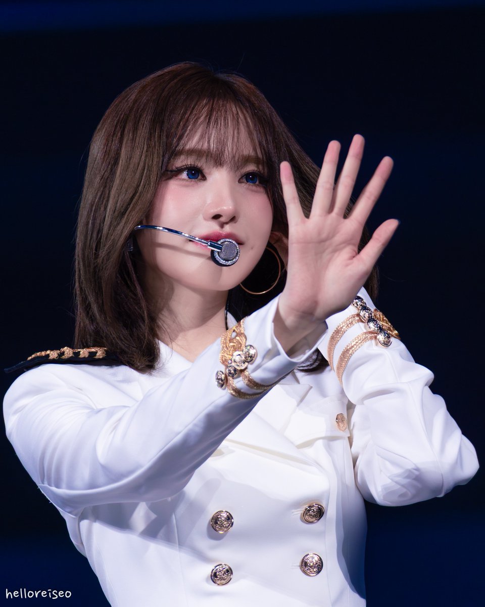 HelloReiseo's tweet photo. 260322 '2026 DIVE into IVE' 리즈 (9)

#리즈 #LIZ #IVE #아이브 https://t.co/NRFmYaBmJQ