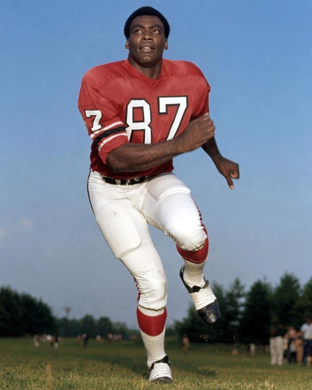 NFL_Journal's tweet photo. Claude Humphrey
#NFLColorization #NFLColorizations https://t.co/mDgBrVmw5z