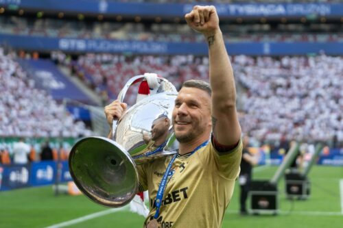 ドイツ代表ユニフォーム ルーカス ポドルスキー　20番　未使用‼️ 超貴重‼️ ドイツ代表ユニフォーム ルーカス ポドルスキー 20番 未使用‼️ 超貴重