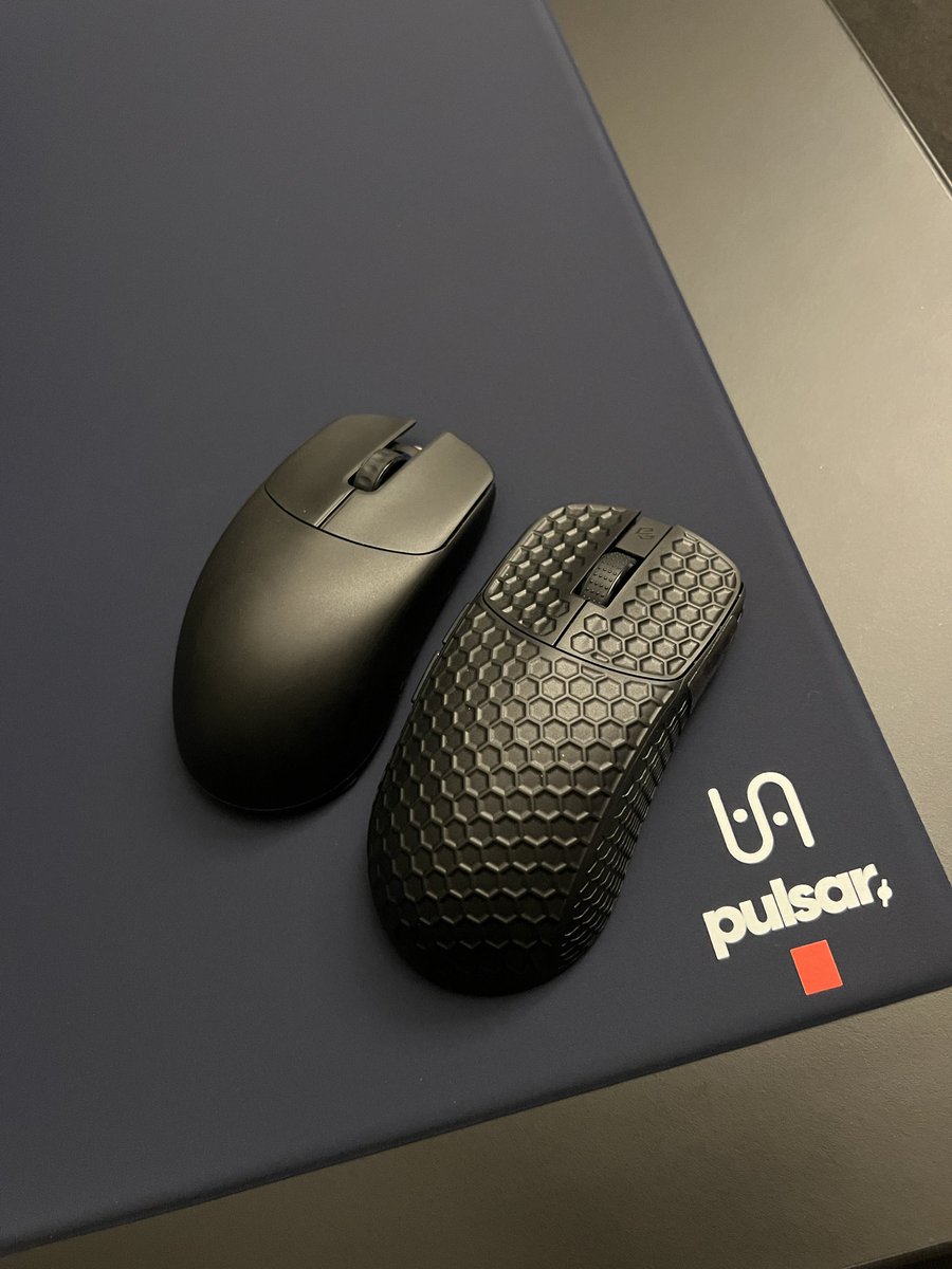 TiDoubleGuhEs's tweet photo. Some of the mains rn @PulsarGears @g_wolves @review_wolves #Pulsar #PD170 #Lycan #HTMPlus #gamingmice https://t.co/vBgVGWawK1