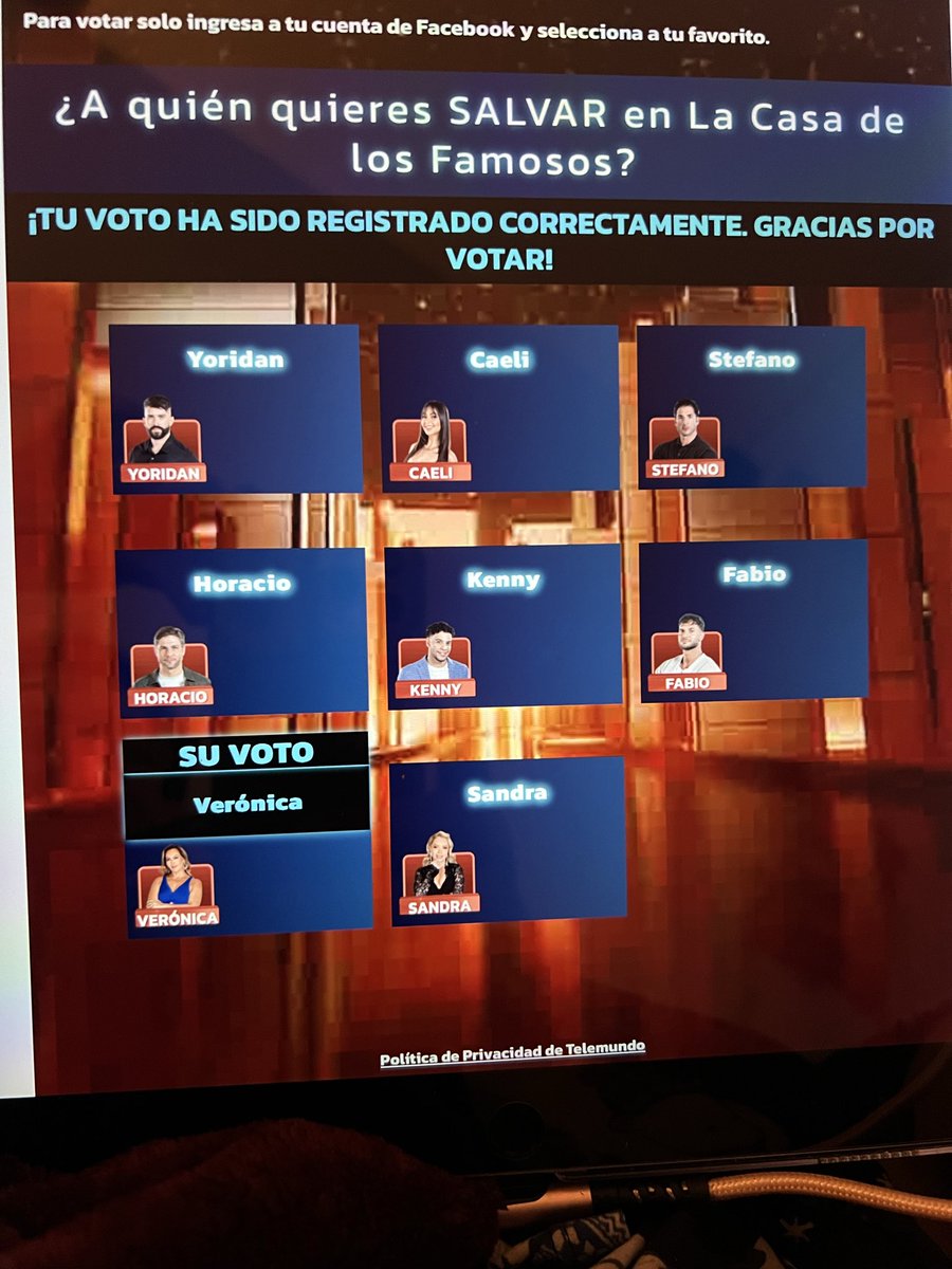 Turcios_X43's tweet photo. Vamos votando por los nuestros no paremos #GuerrerosdelaLuz #LCDLF6 #TeamPancheri #TeamKenny #TeamVeronica https://t.co/qdP2ERRYWq