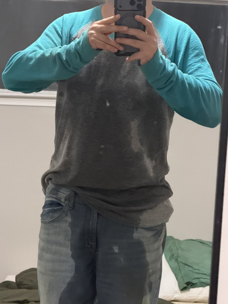 YellowPupHTX's tweet photo. Having a good time tonight 😁 #wetting #omorashi #piss #pisspig #pisskink #gaypiss https://t.co/rypiJU5YeD