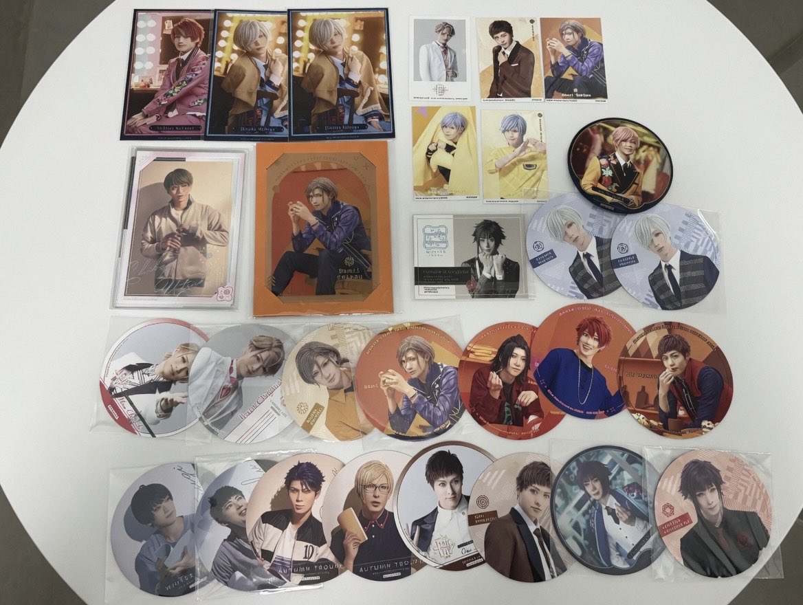 haluxgoods's tweet photo. 【交換譲渡】エーステ　アニカフェ 

(譲)過去弾のコースター、フォトカ
咲也、⭐︎至、⭐︎三角、椋、⭐︎万里、十座、⭐︎太一、臣、左京、莇、紬、丞、密、誉
定価

(求)今弾　密
コースター　フォトカ　ポートレート　各1
コースター　50円〜200円
フォトカ　300円〜800円
定価

➡︎ https://t.co/08Hwkqy76u