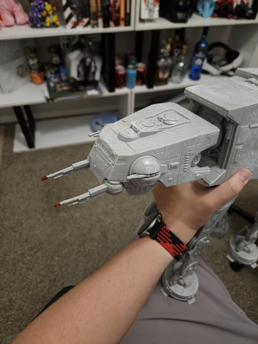 BarcanoTTV's tweet photo. Fixed the blasters and put batteries in. https://t.co/0rbqT64aZq