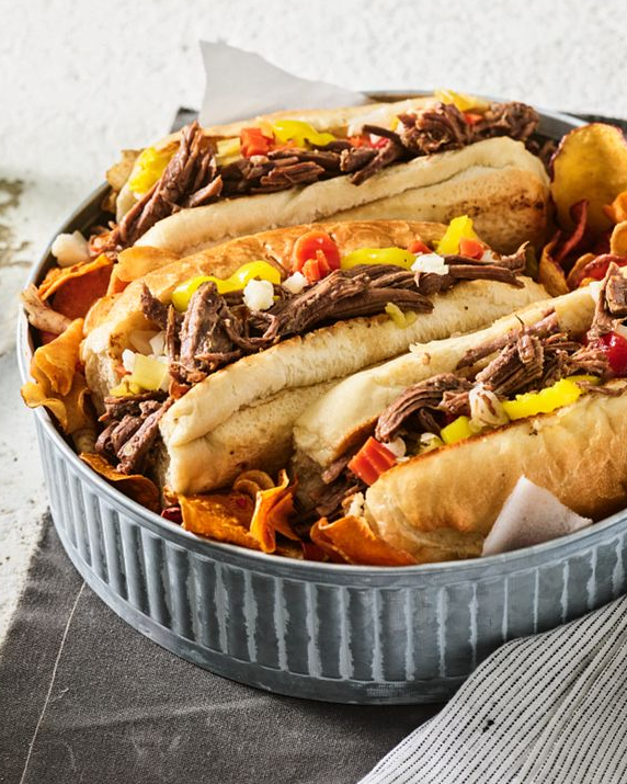 Beef's tweet photo. Ever tried Italian Beef? Imagine shredded slow-cooked beef served on a hoagie roll and topped with zesty giardiniera. #ItalianBeefDay 

Slow Cooker Italian Beef Sandwich - https://t.co/XTiDrOxfrM

#BeefFarmersAndRanchers https://t.co/KPfhquRQBJ