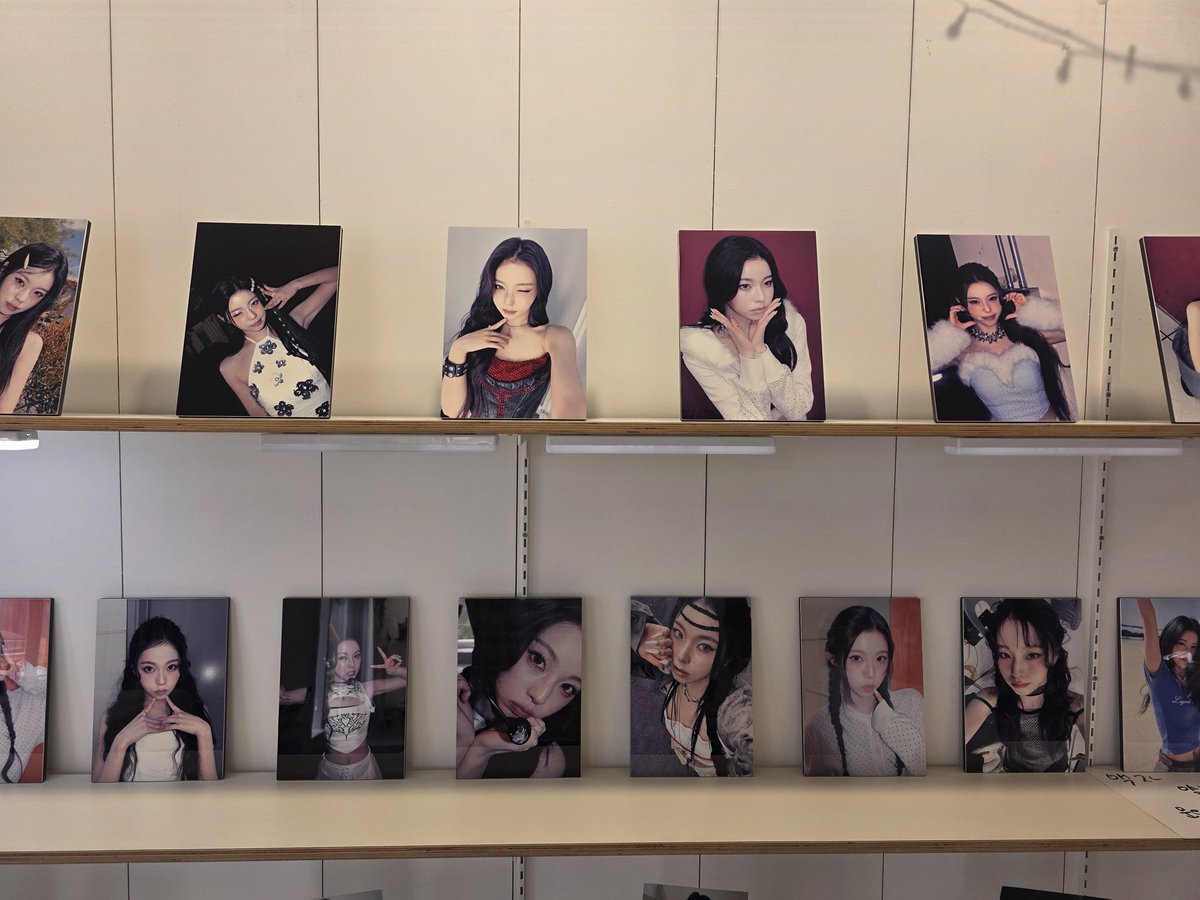 tkddbssl1126's tweet photo. @JJYU371363 #햅삐규진데이_HeavySerenade_와_함께 https://t.co/q65dg7vj1S