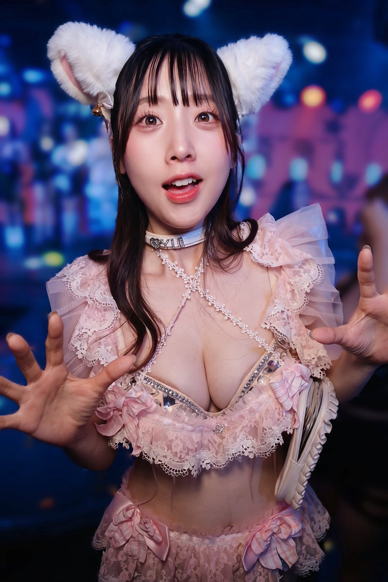ゆいさん（@yui_burlesque__ 自然とたくさん褒めたくなる、そんな存在