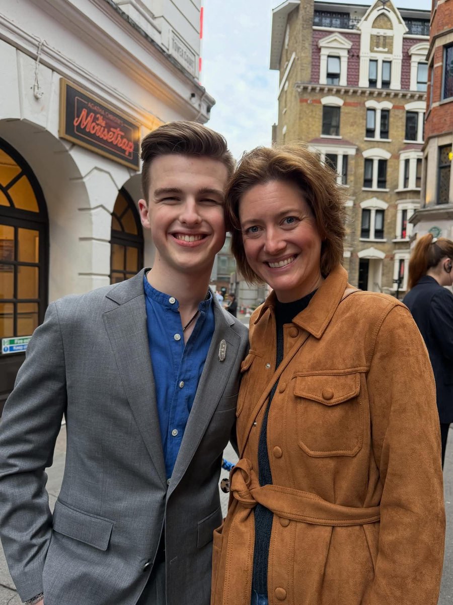 philstarlife's tweet photo. MOTHER & SON REUNION 🩷

LOOK: Iain Armitage shared sweet reunion photos from London with his on-screen mom Zoe Perry, best known as Sheldon and Mary Cooper in Young Sheldon.

Armitage posted that it felt great seeing his “Mama Zoe” again, explaining that the “fake mama/fake son” label was just an inside joke they used during filming—not meant literally, but a fun way to describe their bond. Even after the show ended in 2024, their reunion had fans melting all over again. 

(📷: Iain Armitage / Facebook)