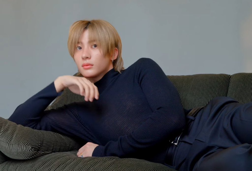 톤 tweet media