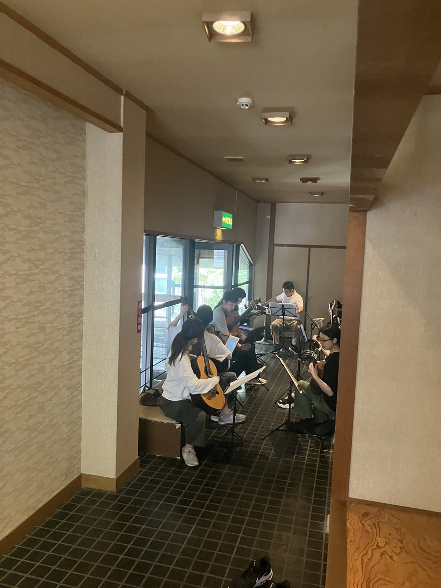 mn_Splendido's tweet photo. 今年もスプの合宿始まります🎆
いっぱい弾いて笑って良い音楽作っていきます🎶 https://t.co/0maT8L3bPG