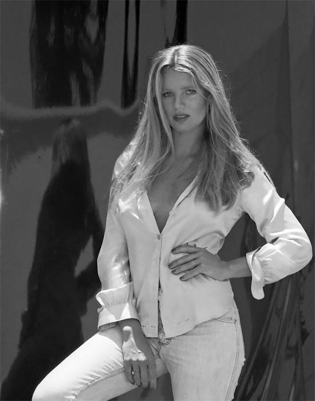 belasaktrisa's tweet photo. Kim Basinger
#KimBasinger https://t.co/cM3x7kUQA3