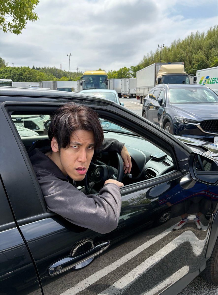 Kohalon's tweet photo. （森君の）運転で鹿島に向かってます🔥🔥
皆さん安全運転で行きましょう🚗🚗
#fctokyo https://t.co/kF5ioQyBOM