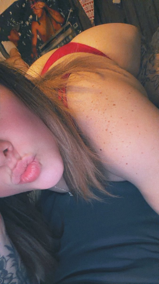 Tayylorek's tweet photo. Add me on snap baby! 🫦🤤😋 #onlyfans #Pokémon #pokemonㅤㅤㅤ #bbw #bbc #bwc #bigboobs #ass #fatass #onlyfansgirl #anal #greeneyes #virałpost #trending #viral #fyp #fypジviral #foryourpage #pussy #tits #snapchat #porn #phatass #squirting #feet https://t.co/hIjhrH1Ivo