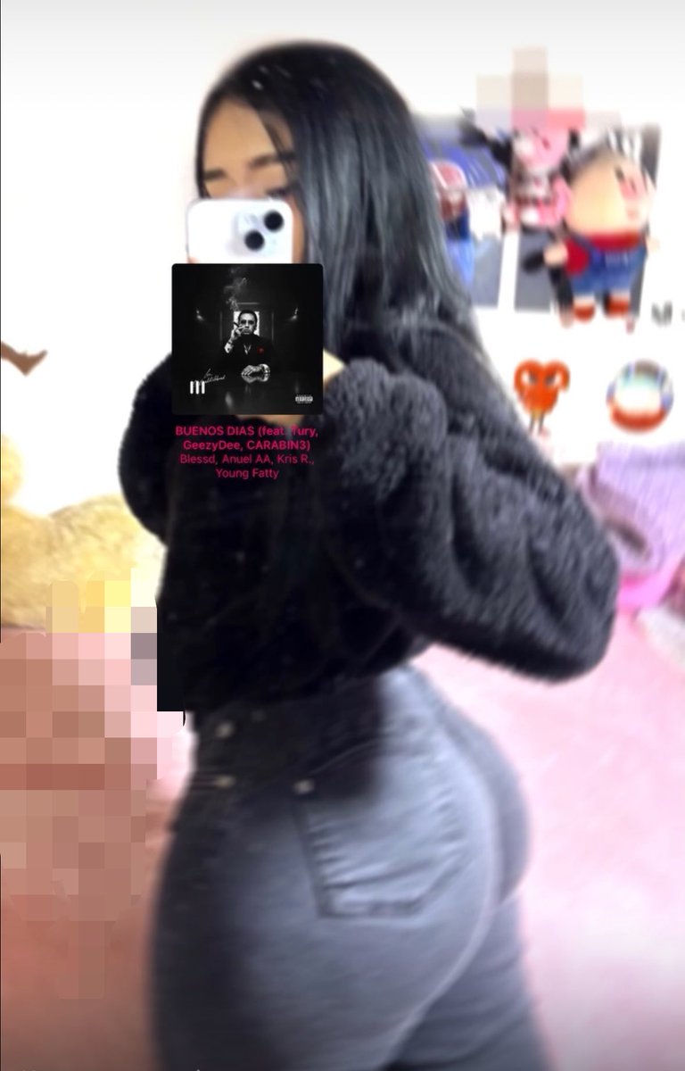 𝒫 tweet media