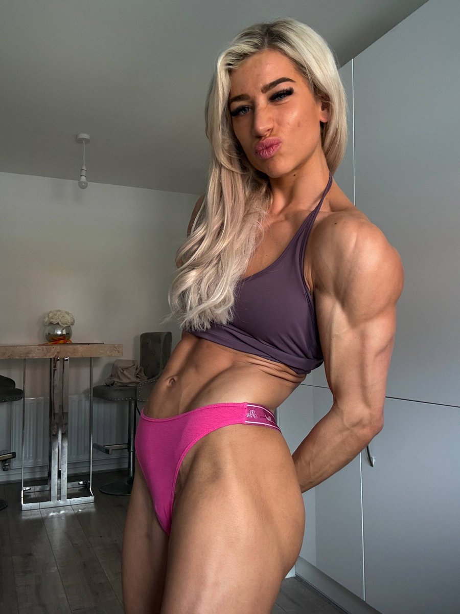 Fitness Blonde tweet media