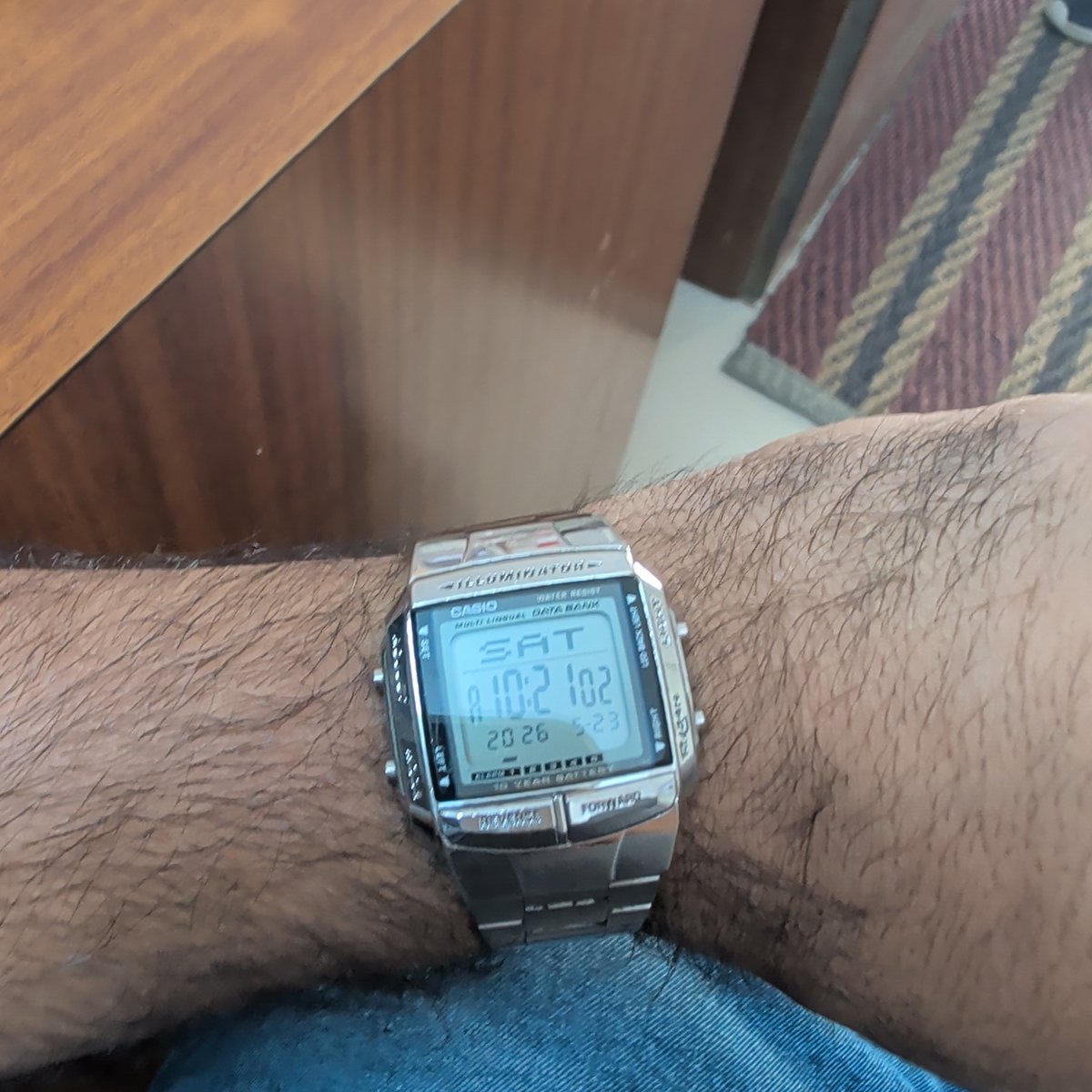 luckydewani's tweet photo. @ThePeterMick My Casio https://t.co/DGjByJClJf