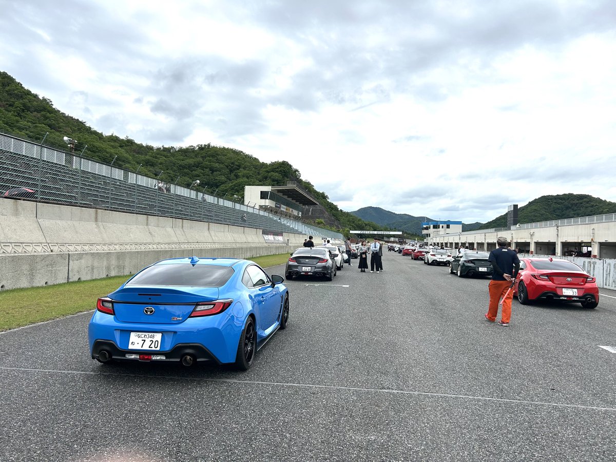 takac0720's tweet photo. 86BRZ関西アベンジャーズ
セントラルサーキット🏁
このイベント楽し過ぎやろ〜 https://t.co/YowysHgSCT