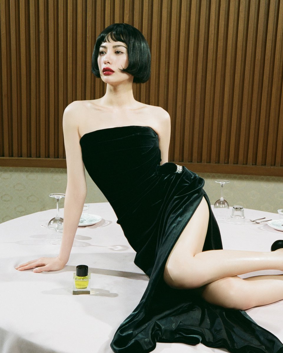 NANA tweet media