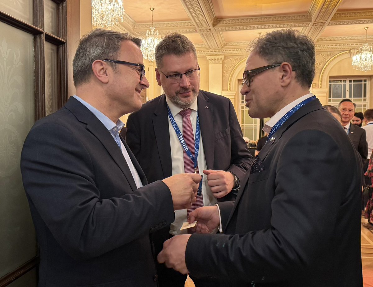 romanvassilenko's tweet photo. It was a pleasure and an honor to have an opportunity to talk to @Xavier_Bettel at @GLOBSEC 

#Kazakhstan and #Luxembourg are advancing cooperation across so many fields - from space to logistics to water security to culture. 

Merci beaucoup Monsieur le Ministre et on continue! https://t.co/5YnoPeQLn7