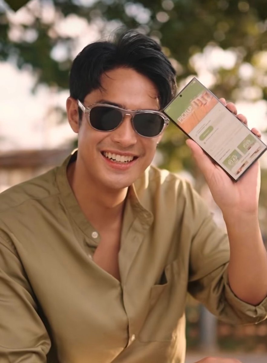 A_itsme__'s tweet photo. No matter the hairstyle, the face always steals the show. #DonnyPangilinan

Engage on his @PICKUPCOFFEEPH  post on IG. https://t.co/OTbZ13htic