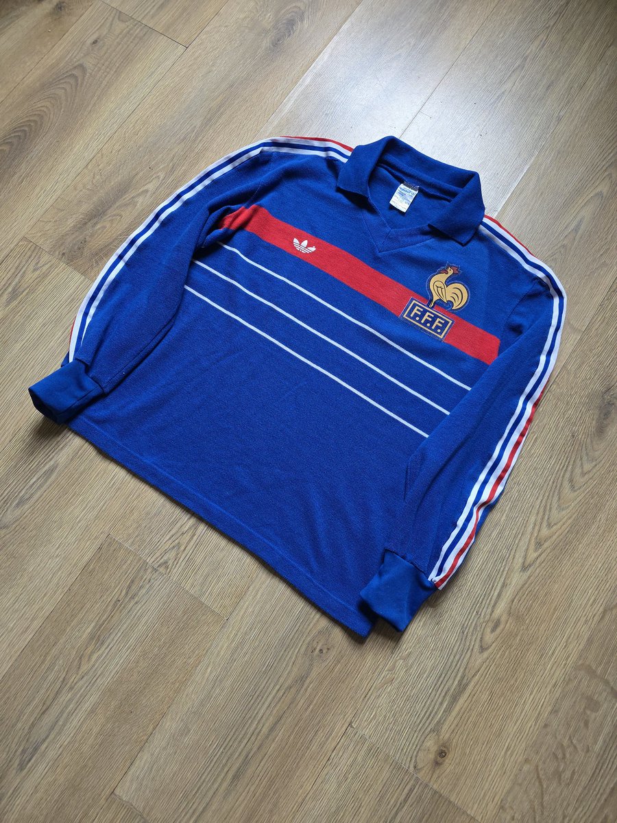 Granny's Football Store tweet media