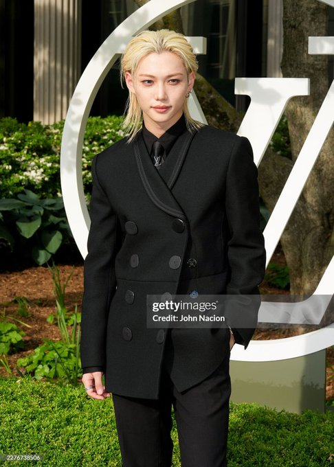 _Kpop_Stats_'s tweet photo. #Felix of #StrayKids at Louis Vuitton Cruise show today. https://t.co/l3BXTSV6QW