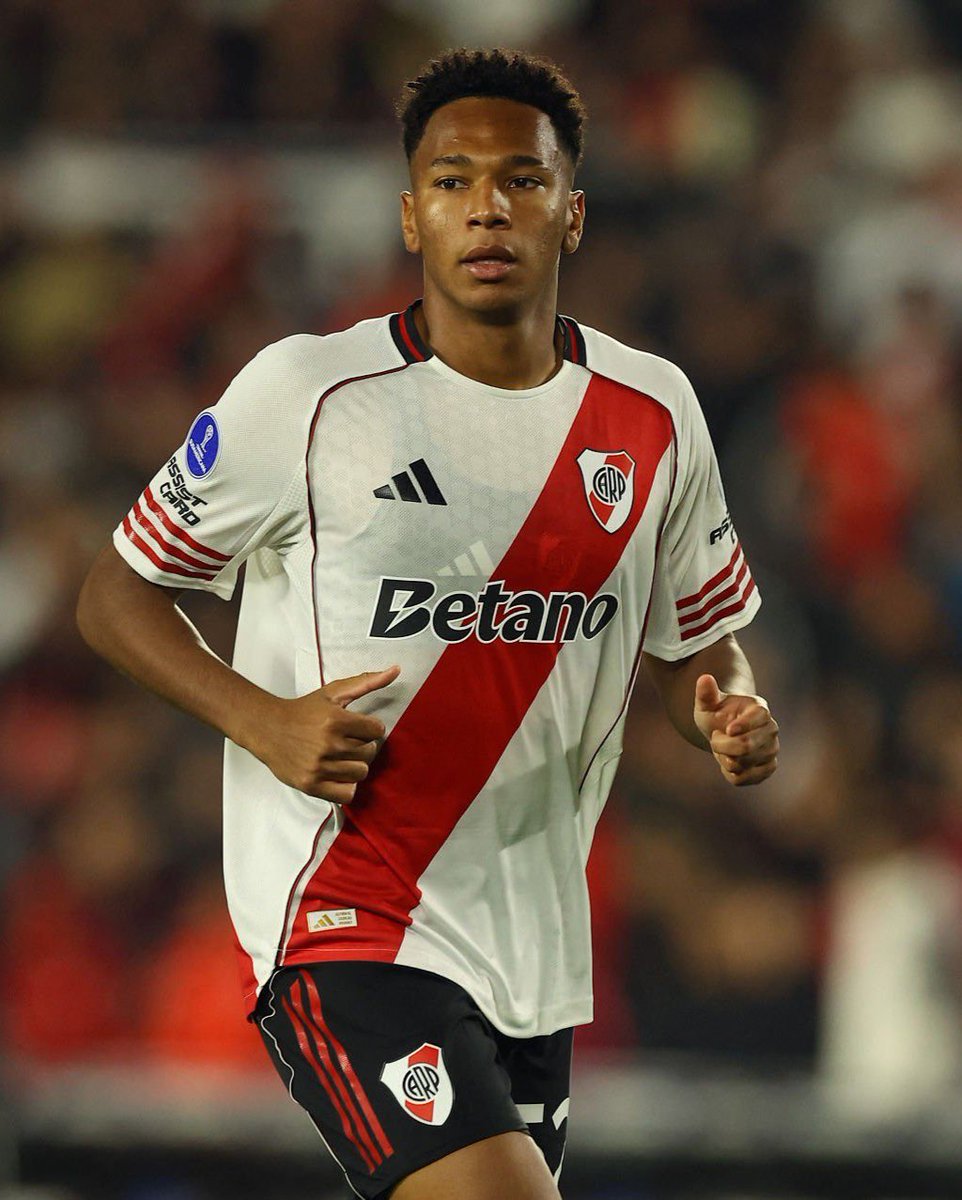 La Historia River tweet media