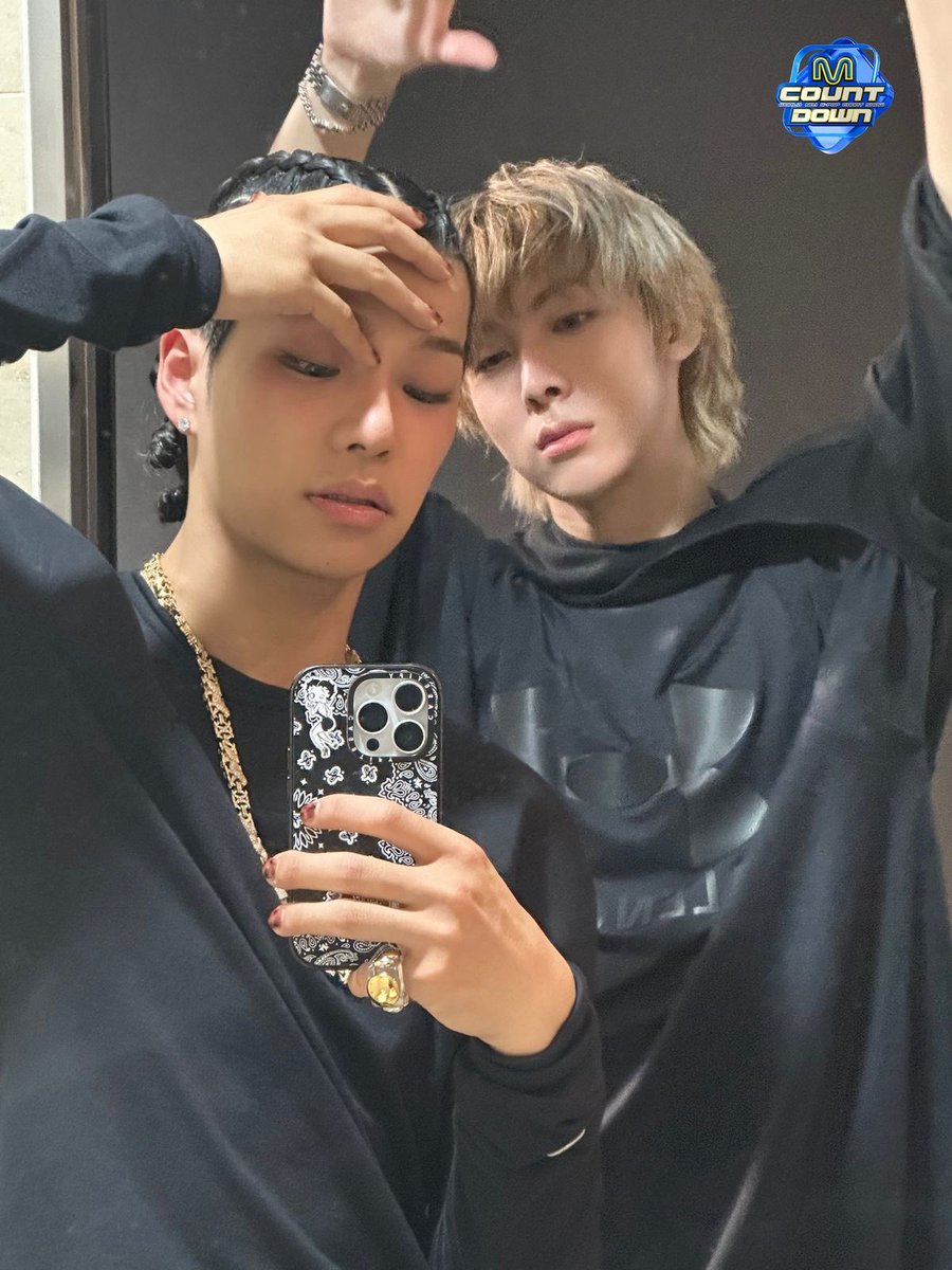 domyssey's tweet photo. Tarzzan and Woochan are going to perform ‘Would You’ with Taeyang on stage at Show! Music Core this Saturday https://t.co/2ui8mAxT5w