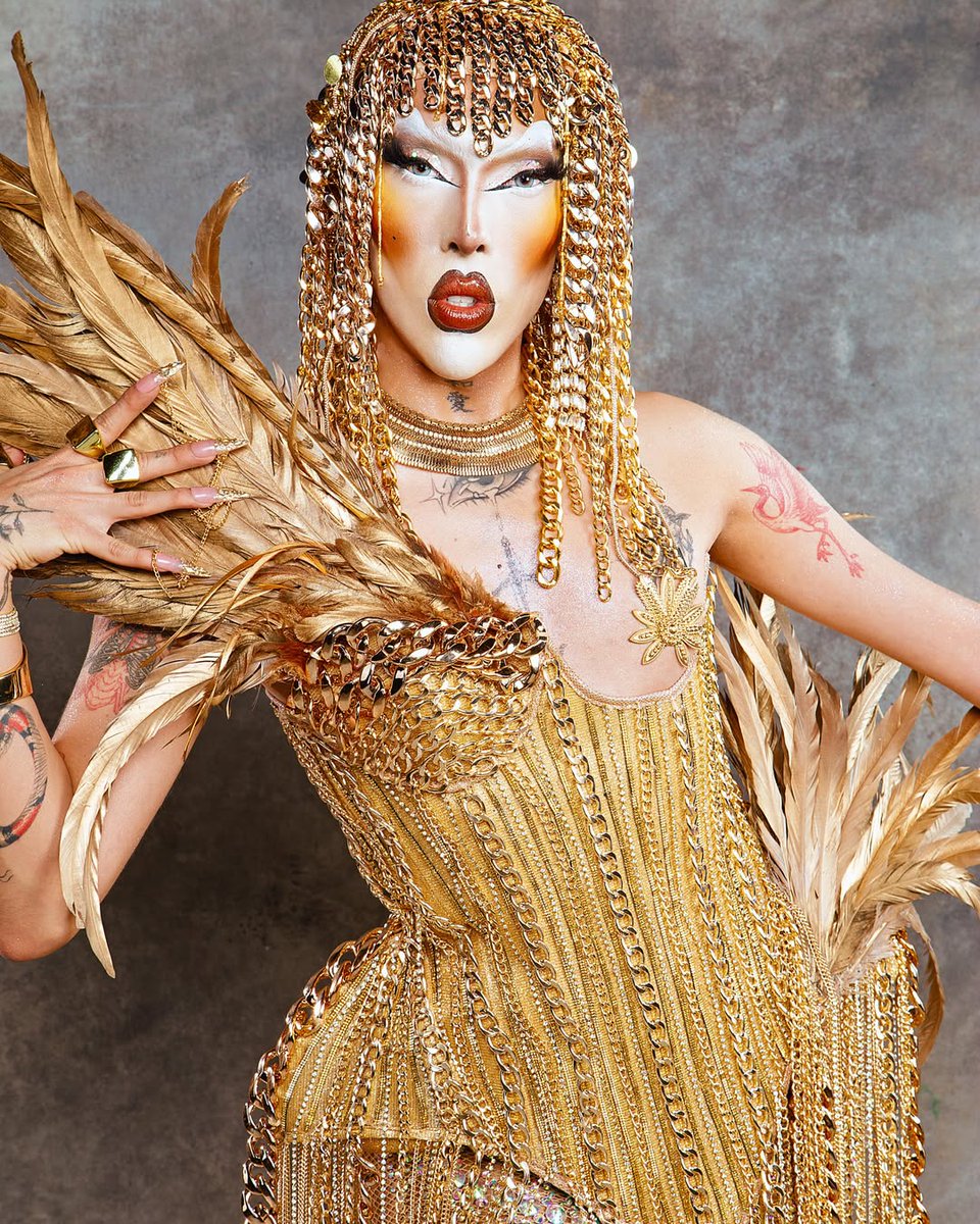 Drag Base tweet media