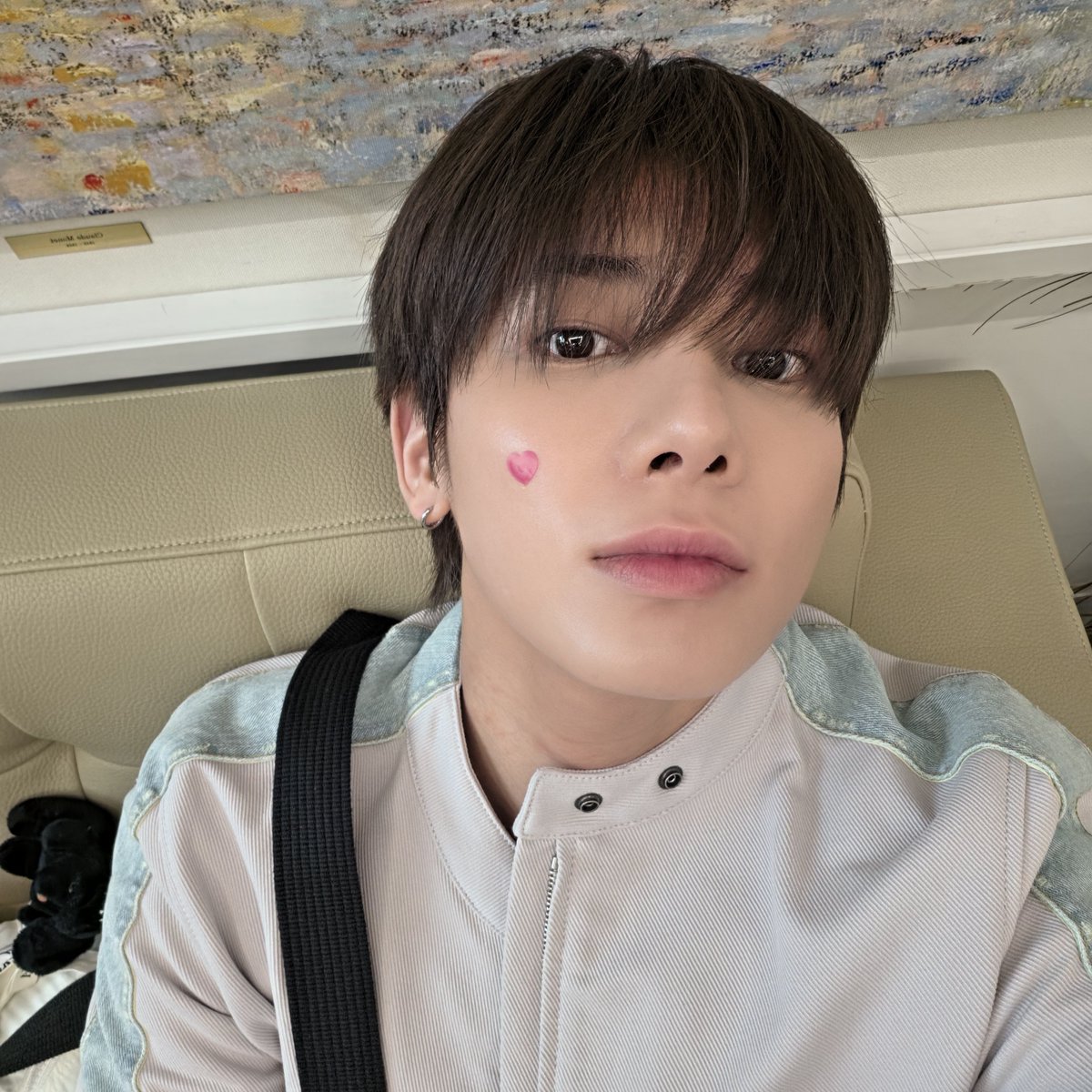 위드 tweet media