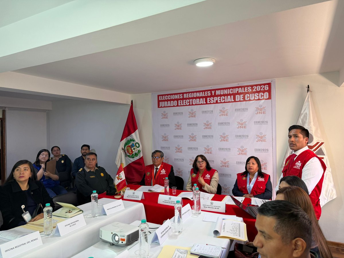 JNE Perú tweet media