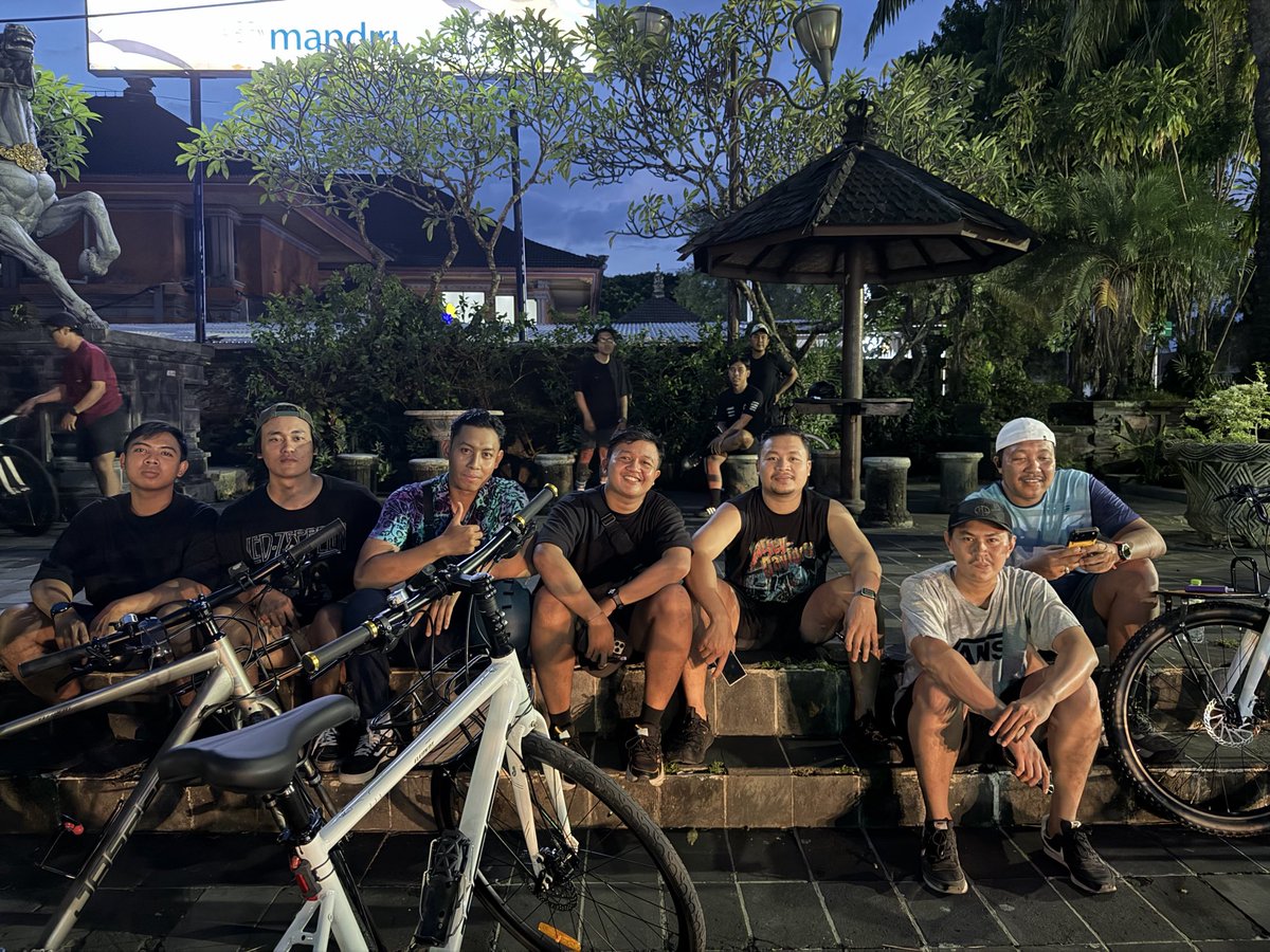 intinya kamu ! tweet media