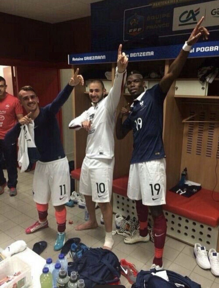 JSM_79's tweet photo. منتخب فرنسا قبل 10 سنوات  🇫🇷🥀 https://t.co/TVjXV2RHVH