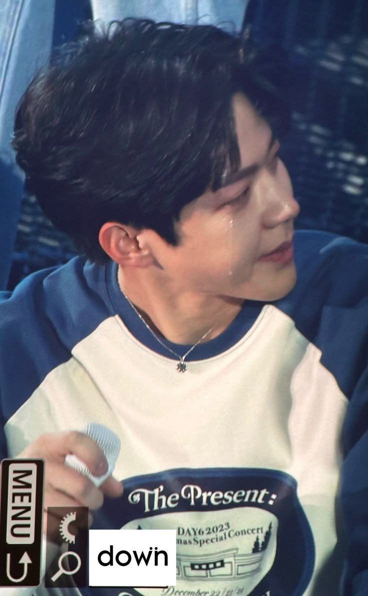 pupu_0907's tweet photo. 너의 눈물엔 난 면역력이 없어… https://t.co/LKtAl4tSJA