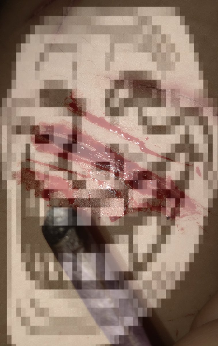 BxbYd3aD.⋆♱ tweet media
