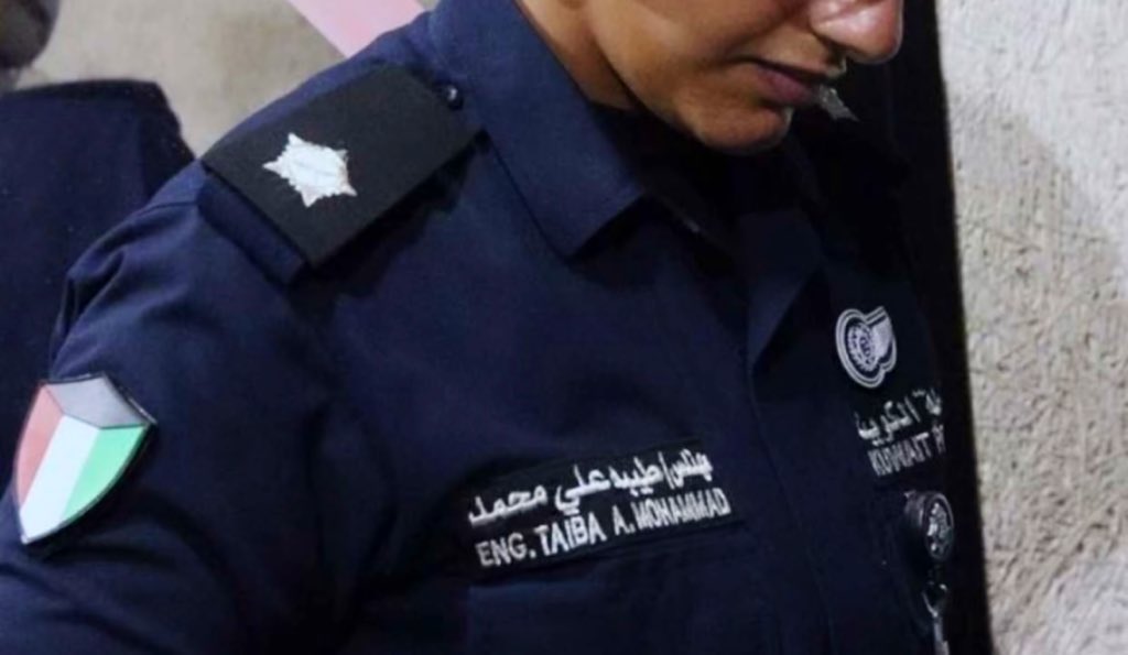 j2__j's tweet photo. ياشرطيه لو تسجنيني راضي
دام الهوى بعيونج هو سجني

أمشي ورا صوتج ولو فيه هلاكي
ما همني حكم البشر لا حكمتي

فالح بن عبدالله ✍🏻
#صباح_الخير_الكويت https://t.co/zE5PwjFIpT