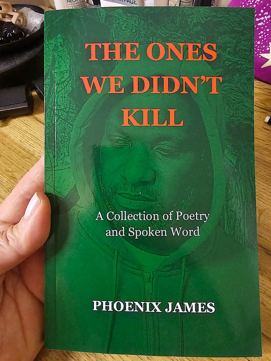 Phoenix_James's tweet photo. Words outlive trends. That’s why writing still terrifies the world.

#phoenixjames #books https://t.co/uEaLyeqexB
