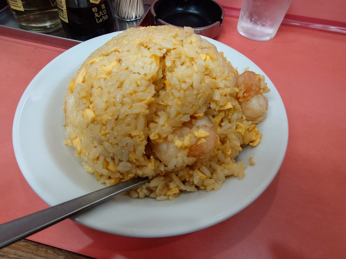 SEIitter's tweet photo. エビごろごろチャーハン
からの
麺なみなみラーメン

胃カメラのあとには沁みるぜ https://t.co/vT2bF7NhUn
