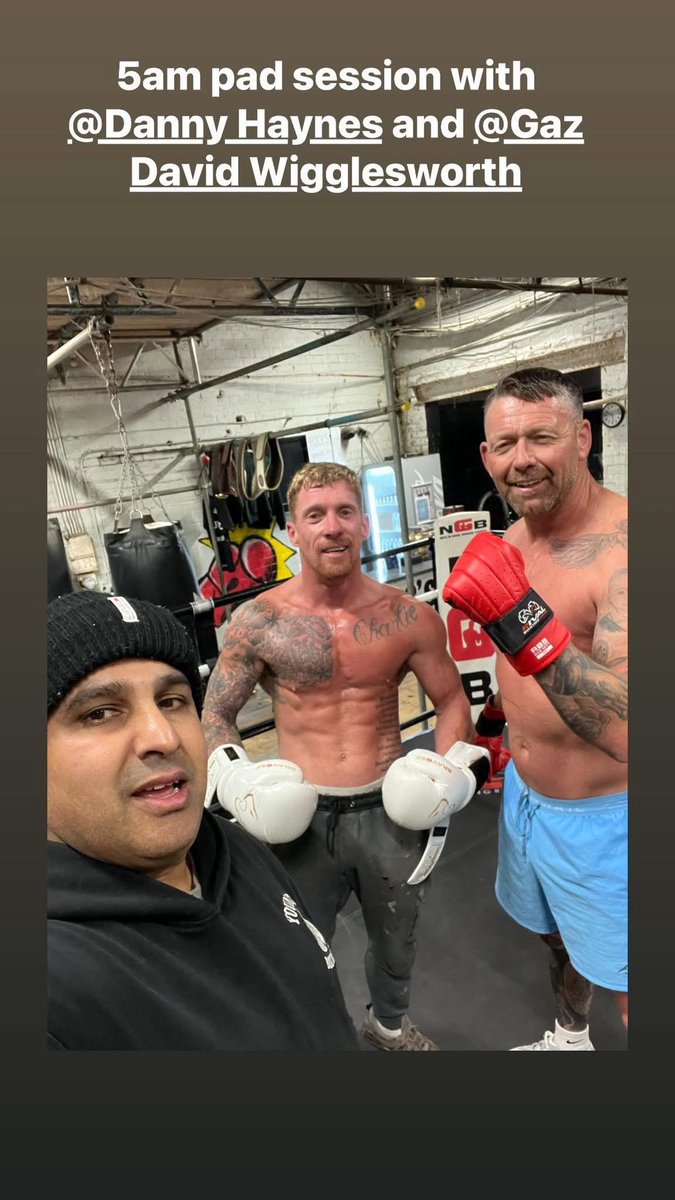 markseegobin's tweet photo. #5amclub #boxing #padwork https://t.co/SGWDx7jo2I