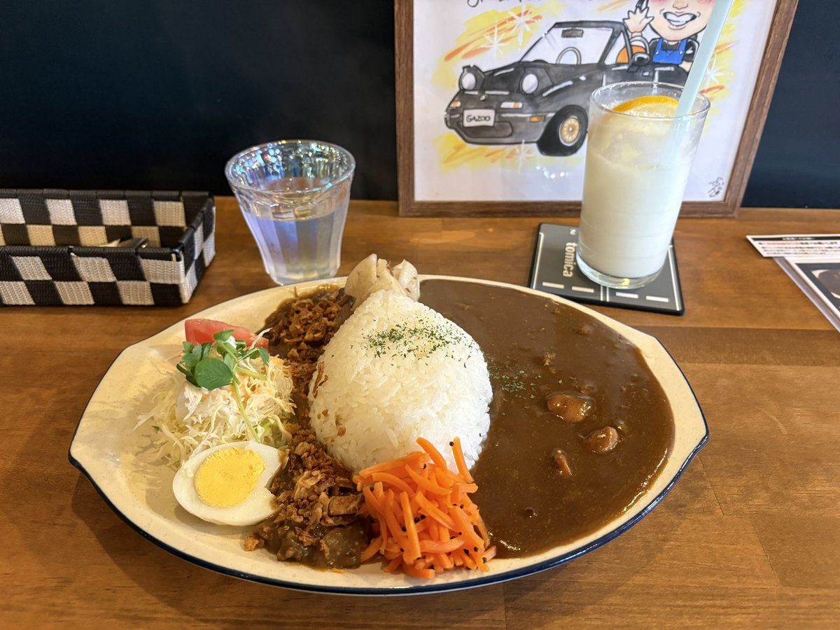 REALITY_yo20's tweet photo. やはりここのカレーが美味しいんよなぁ
コーヒープリン美味なり https://t.co/rSJEa2paB9
