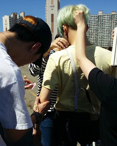d03_39's tweet photo. 개야르..첫사랑보다 더 지독한 사랑 https://t.co/d55Uy6tks7