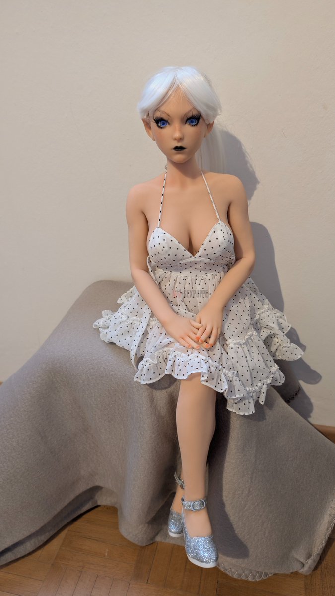 NeuPuppen's tweet photo. 👄Neusexpuppe customer shares lifestyle photos of the Climax Doll Si60cm L Goblin Queen.
https://t.co/PY79AJykqs https://t.co/H5jX2ewUUT