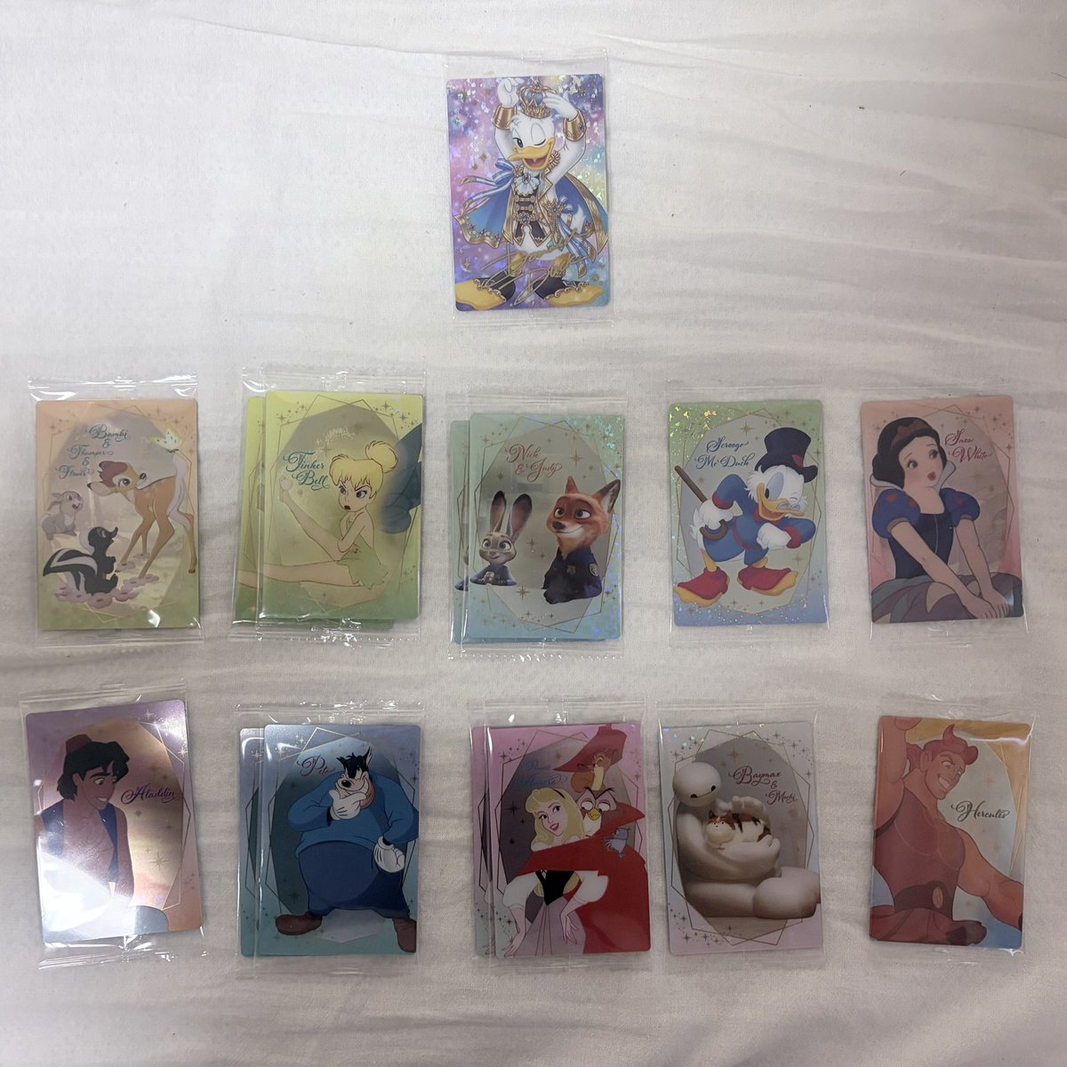 nan__174's tweet photo. 交換 譲渡 ディズニー ウエハース

【求】画像1枚目 ＋ 第1弾マックス、グーフィー

【譲】画像2枚目

マックス最優先で探しております。
郵送希望です。
条件等要相談で対応致しますのでお心当たりのある方よろしくお願い致します。 https://t.co/7Pg7WplXOx