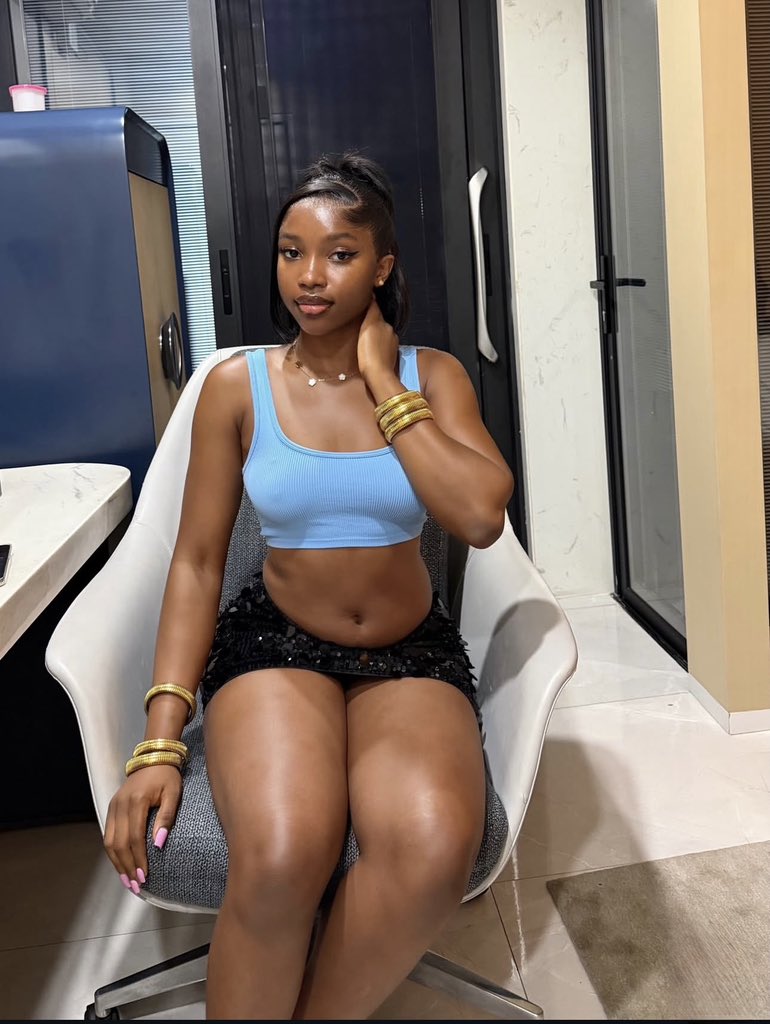 Divy🧝♀️ tweet media