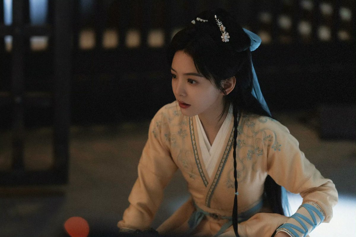푸 tweet media