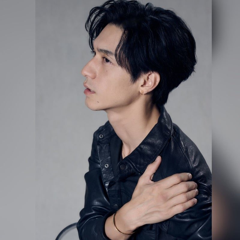 gift_magazine_'s tweet photo. JeRagen新コレクションかっこよすぎる。
夏メンズにつけて欲しいジュエリーNo.1🥇

#錦戸亮 https://t.co/yNjgq27Y8n