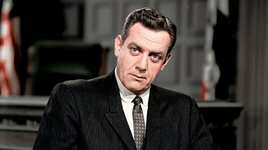 mariobianchi18's tweet photo. Il #21maggio 1917 nasceva #RaymondBurr. Indimenticabile attore TV nel ruolo dell'avvocato #PerryMason e detective #Ironside. Tra i film Morirai a mezzanotte di A. Mann, Il suo tipo di donna di Farrow, Un posto al sole, Gardenia blu di Lang, La finestra sul cortile di #Hitchcock. https://t.co/OQAr5N84yA