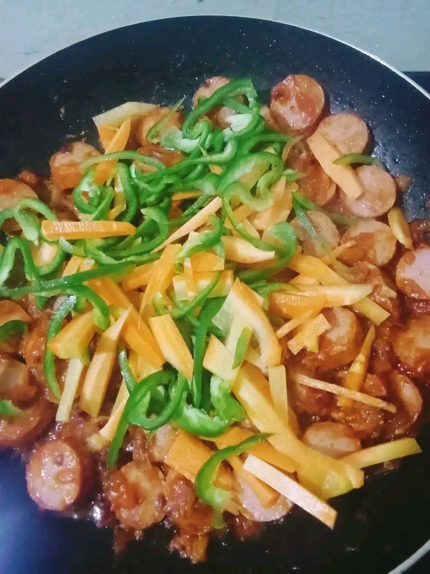 OnlyFoods tweet media
